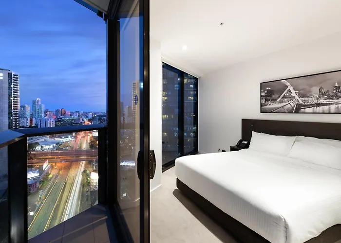 Experience Bella Hotel Apartments Melbourne